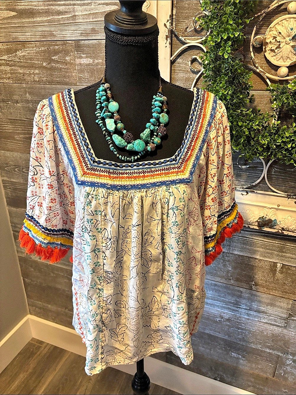 Maeve by Anthropologie (Size Medium) Women’s Floral Embroidered Boho Tunic